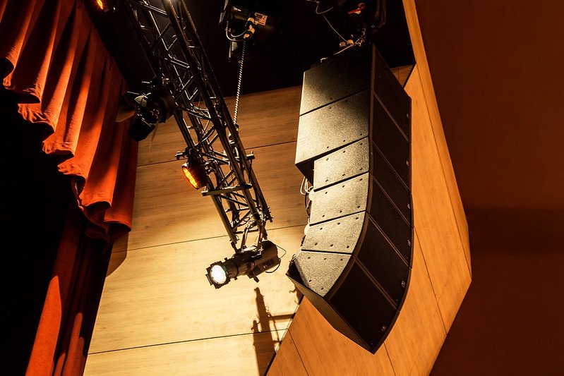 Sonido Line Array para auditorios